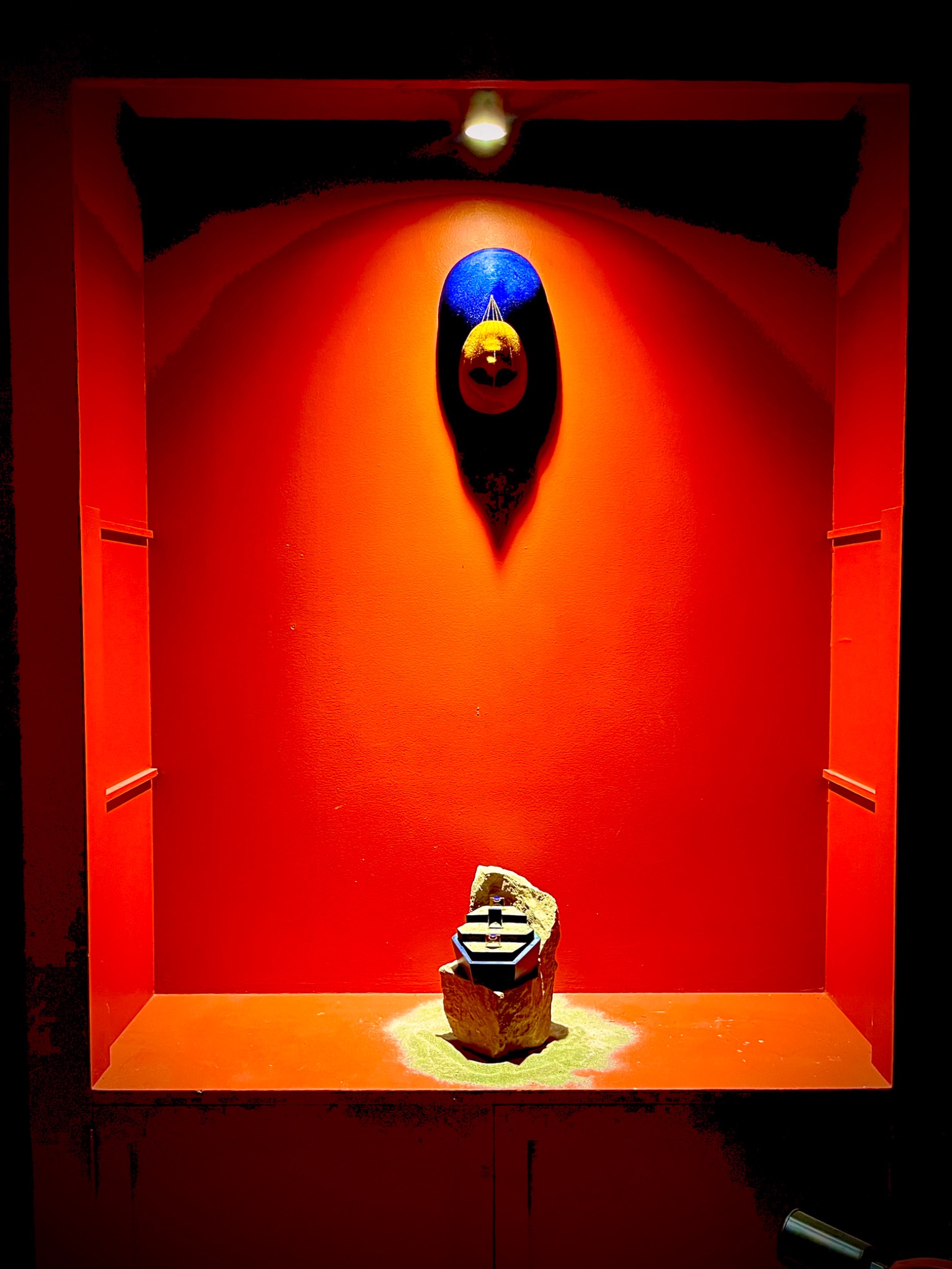 The Guides, fine jewelry and sculpture installation